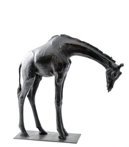 Başı Alçaltılmış Büyük Zürafa, 1909-10 modellenmiştir, 1913