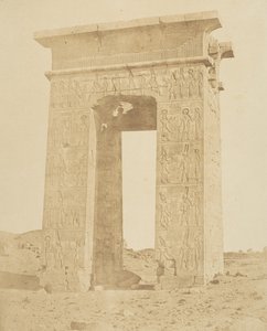 Ptolemy Philomeder Kapısı, M.Ö. 180, Karnac, yak. 1856. by Robert Murray.