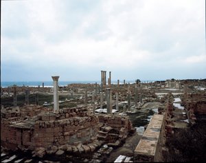 Arkeolojik alan ve Roma tiyatrosu, 2.-3. yüzyıl by Roman