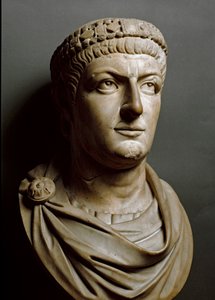 Büyük Konstantin Büstü (Mermer heykel) by Roman