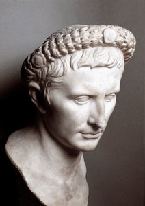 Roma İmparatoru Augustus (Gaius Julius Caesar Octavianus) büstü (63 BC-14 AD) Roma, Musei Capitolini - Roma İmparatoru Augustus (Gaius Julius Caesar Octavianus) (63 BC-14 AD.)