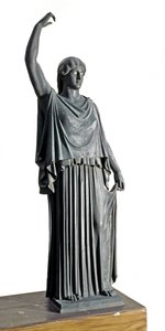 Dansçı (bronz heykel by Roman
