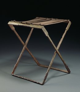 Katlanır tabure, Doğu İmparatorluğu (demir ve bronz) by Roman