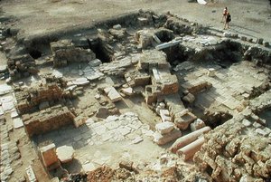 Roma Hipodromunun Kalıntıları by Roman