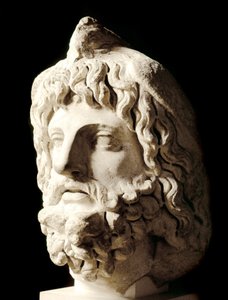 Roma sanatı: “” Ölü bir Sarapis veya Serapis, Yunan-Mısır ölüm tanrısı tarafından örtülen sakallı kafa””” Kartaca