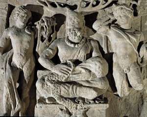 Roma sanatı: Kelt kökenli Galya tanrısı tanrısı Cernunnos (veya Kernunnos), Apollo ve Merkür arasında temsil eder. Reims