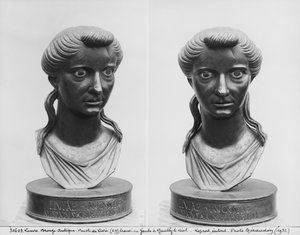 Bir Livia büstünün iki görünümü (MÖ 58-MS 29) (bronz)