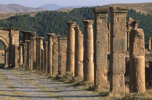Cardo, Yüksek İmparatorluk Dönemi (27 M.Ö.-395 AD) by Roman Imperial Period