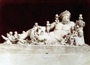Nil Nehri Alegorisi (mermer) (detay için bkz. 264716) by Roman Roman