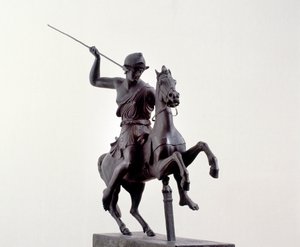 At sırtında Amazon (MÖ 3. yüzyıldan kalma bir Yunan orijinalinden sonra bronz heykel) by Roman Roman