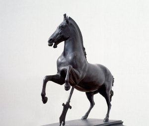 Dört nala koşan at (MÖ 4. yüzyıldan kalma bir Yunan orijinalinden sonra bronz heykel) by Roman Roman