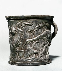 Kuşlar ve buğday ile gümüş fincan by Roman Roman