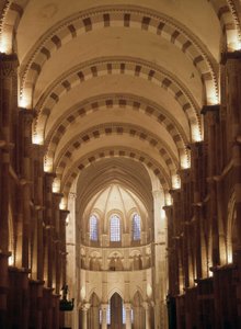 Vezelay Katedrali