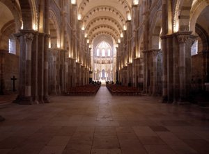 Vezelay Katedrali