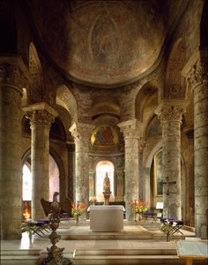 Romanesk sanat: Notre Dame (Notre-Dame) la Grand, Poitiers (Viyana) kilisesinin iç görünümü by Romanesque