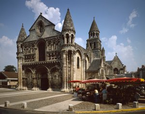 Romanesk sanat: Notre Dame la Grande
