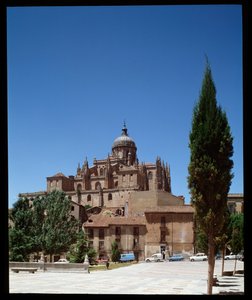 Katedralin görünümü by Romanesque