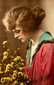 Gladys Cooper 1888-1971, İngiliz aktris, 20. yüzyılın başlarında. by Rotary Photo