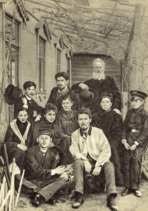 Anton Çehov, akrabaları ve arkadaşlarıyla Sadovaya-Kudrinskaya Caddesi