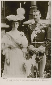 Danimarka Kralı Christian X ve Kraliçe Alexandrine (s/b fotoğraf) by Russian Photographer