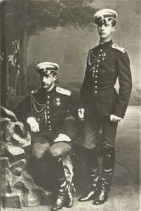 Les grands ducs Constantin Constantinovitch (1858-1915) ve Dimitri Constantinovitch (1860-1919) - Grand Duke Constantin Constantinovich ve Rusya Grand Duke Dimitri Constantinovich, Anonim . Gümüş Jelatin Fotoğrafçılığı, c. 1890. Rus Devlet Filmi ve by Russian Photographer