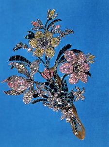 Pırlanta kesim pırlantalar ve zümrütler ile büyük bir buket şeklinde broş, c.1760 (altın, gümüş, pırlanta ve zümrüt) by Russian School