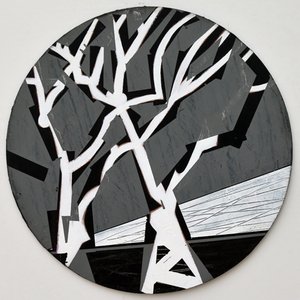 Twixt Heaven & Earth XV-B (dairesel tahta üzerinde akrilik) by Sara Hayward