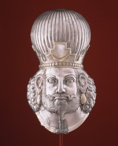 Bir kralın başı, c.4. yüzyıl (gümüş, cıva yaldız)
