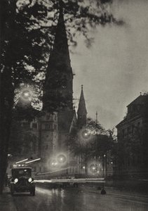 Berlin: Kaiser Wilhelm-Gedachtniskirche; İmparator William Memorial Kilisesi (s/b fotoğraf) by Sasha Stone