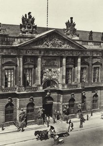 Berlin: Zeughaus; Arsenal (s/b fotoğraf) by Sasha Stone