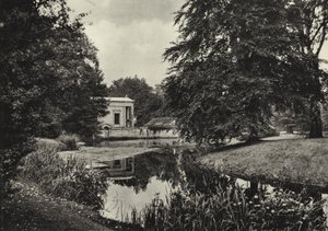 Charlottenhof ve Potsdam; Potsdam yakınlarındaki Charlottenhof (s/b fotoğraf) by Sasha Stone