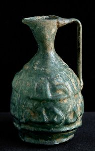 Yazılı küçük cam amfora. 9-10. yüzyıl Irak