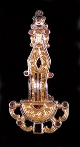 Merovenj fibula. Saint-Germain-en-Laye Müzesi