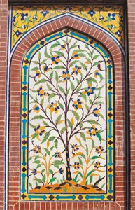 Çiçekli ağaç, Majolica dekorasyonu, Wazir Khan Camii (17. yüzyıl), Lahor, Pencap, Pakistan by School Pakistani