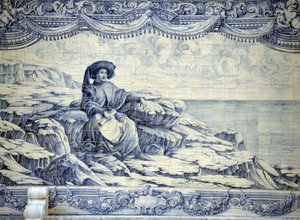 Gezgin Henry, oturuyor, denize bakıyor - Lizbon (Sintra) çevresinden Azulejo.