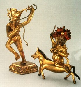 Makaravakitra ve Sridevi (yaldızlı bronz) by School Tibetan