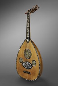 Ud, Osmanlı, 19. yüzyıl sonu - 20. yüzyıl başı (ahşap, abanoz, fildişi ve sedef kakma)
