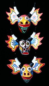 Karnaval maskeleri, Venezuela (boyalı ahşap) by School Venezuelan