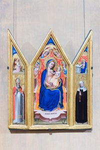 Triptik, taçlandırılmış Madonna ve Çocuk, melekler (ortada), müjde meleği ve aziz Augustine (solda), Meryem Ana müjdecisi ve aziz Monica (sağda)