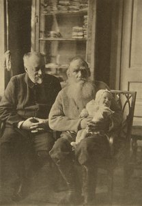 Rus yazar Leo Tolstoy, damadı ve torunu ile birlikte, Rusya, c1905-c1906