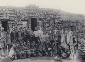 Bir Maden Grubu (s/b fotoğraf) by South African Photographer