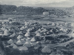 Yerli Bir Köy (s/b fotoğraf) by South African Photographer