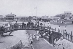 Çocuk Göleti Üzerinden Köprü, Ocean Beach, Durban (s/b fotoğraf)