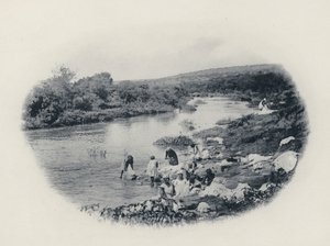 Transvaal'da giysiler nasıl yıkanır (s/b fotoğraf) by South African Photographer