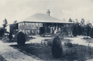 Madende Sosyal Hayat, Bir Maden Müdürünün Evi (s/b fotoğraf) by South African Photographer