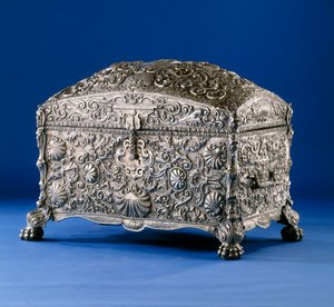 İspanyol Koloni dönemine ait önemli bir gümüş sandık, c.1800 (ahşap tabanlı ve içi ahşap olan gümüş)