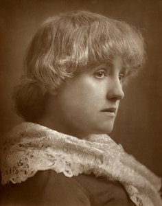 Mary Eastlake, İngiliz aktris, 1883 by St James