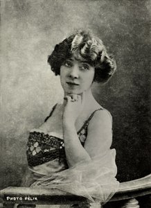 Fransız sanatçı Amelie Dieterle