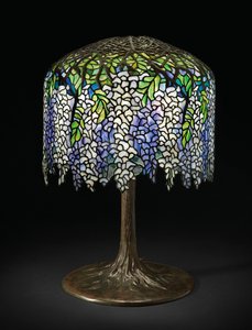 Wisteria masa lambası, c.1910 (kurşunlu cam ve bronz)