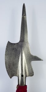 Teber (tekstilli çelik, pirinç ve ahşap) by Swiss School